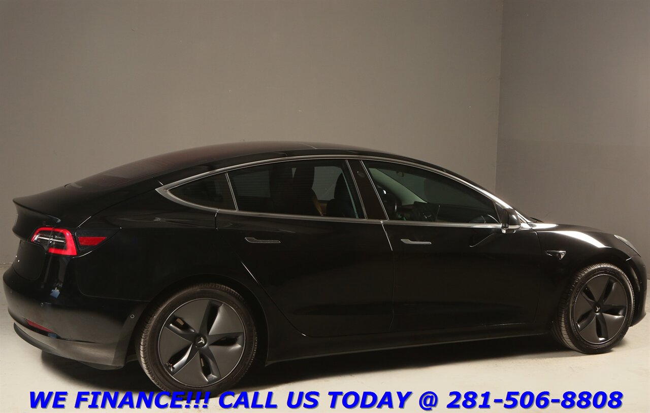 2018 Tesla Model 3 2018 Long Range AUTOPILOT NAV PANO HEATSEAT 76K   - Photo 6 - Houston, TX 77031