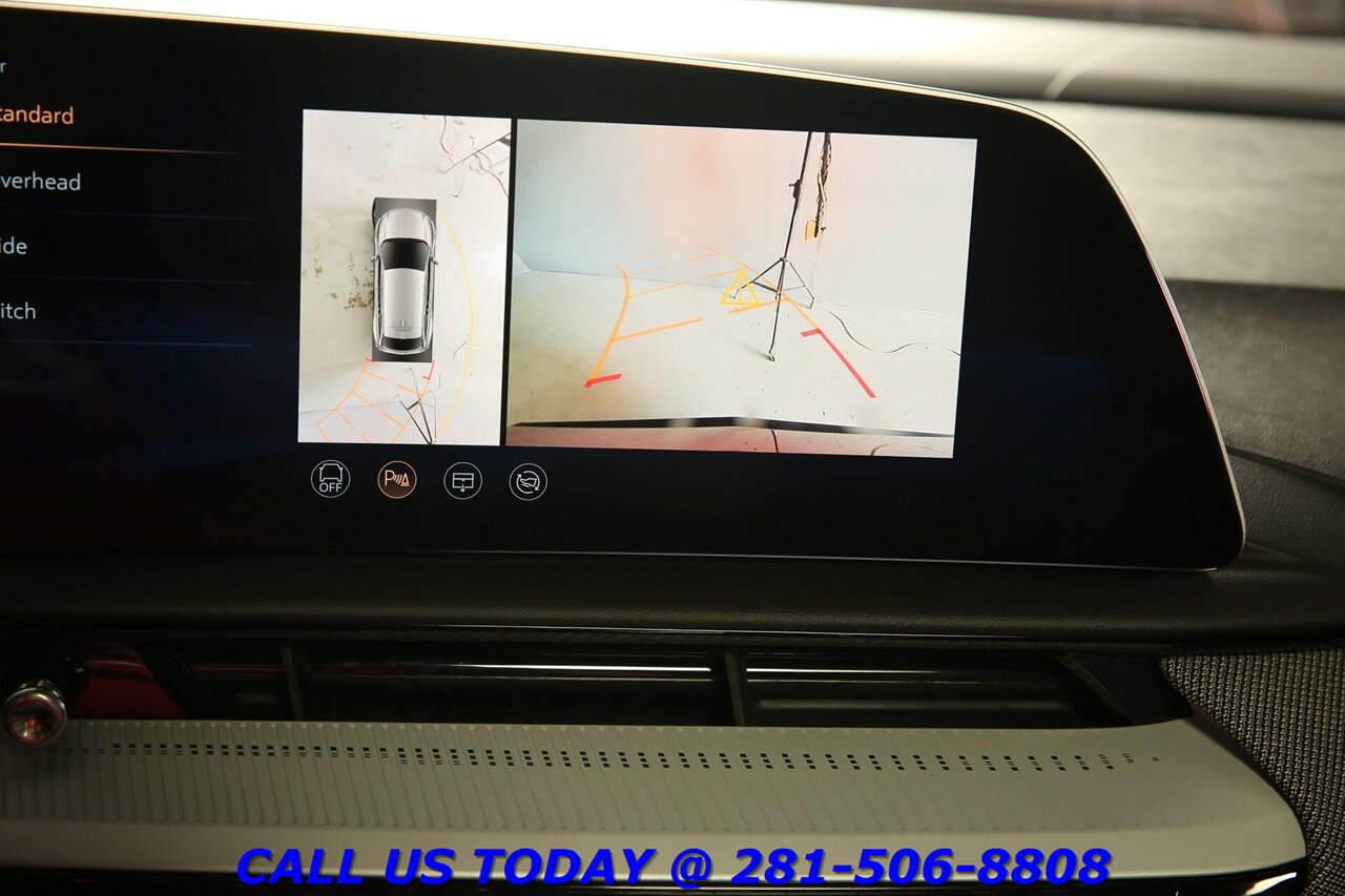 2025 Cadillac OPTIQ 2025 Sport AWD NAV PANO SUPER-CRUISE AKG 360 7K Mi   - Photo 20 - Houston, TX 77031
