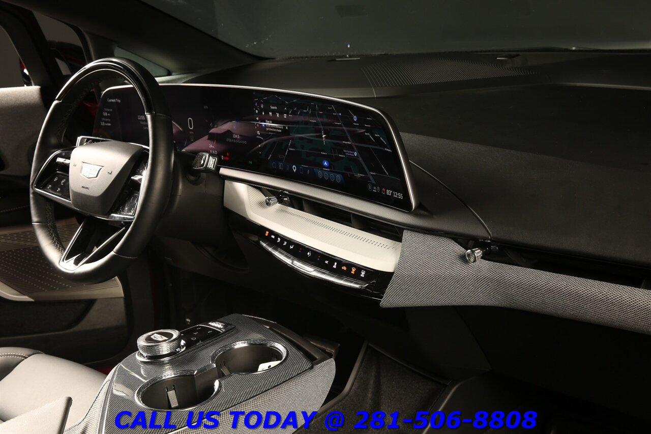 2025 Cadillac OPTIQ 2025 Sport AWD NAV PANO SUPER-CRUISE AKG 360 7K Mi   - Photo 9 - Houston, TX 77031