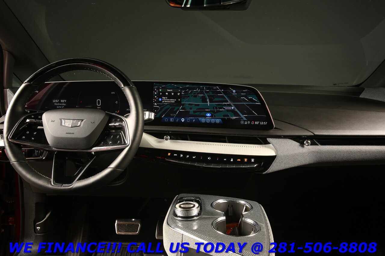 2025 Cadillac OPTIQ 2025 Sport AWD NAV PANO SUPER-CRUISE AKG 360 7K Mi - Photo 3 - Houston, TX 77031
