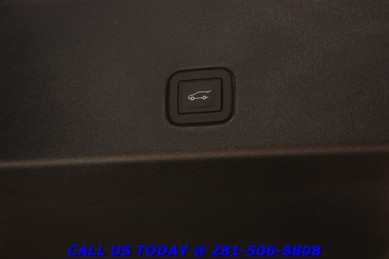 2025 Cadillac OPTIQ 2025 Sport AWD NAV PANO SUPER-CRUISE AKG 360 7K Mi   - Photo 31 - Houston, TX 77031