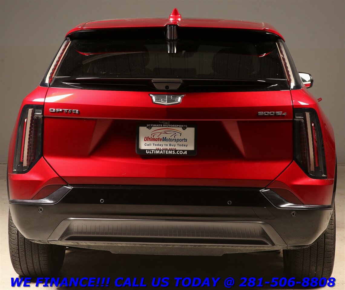 2025 Cadillac OPTIQ 2025 Sport AWD NAV PANO SUPER-CRUISE AKG 360 7K Mi - Photo 5 - Houston, TX 77031