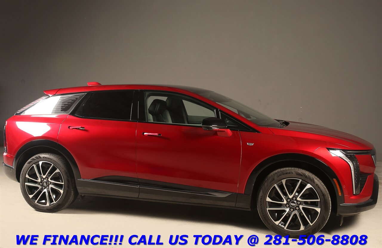 2025 Cadillac OPTIQ 2025 Sport AWD NAV PANO SUPER-CRUISE AKG 360 7K Mi - Photo 7 - Houston, TX 77031