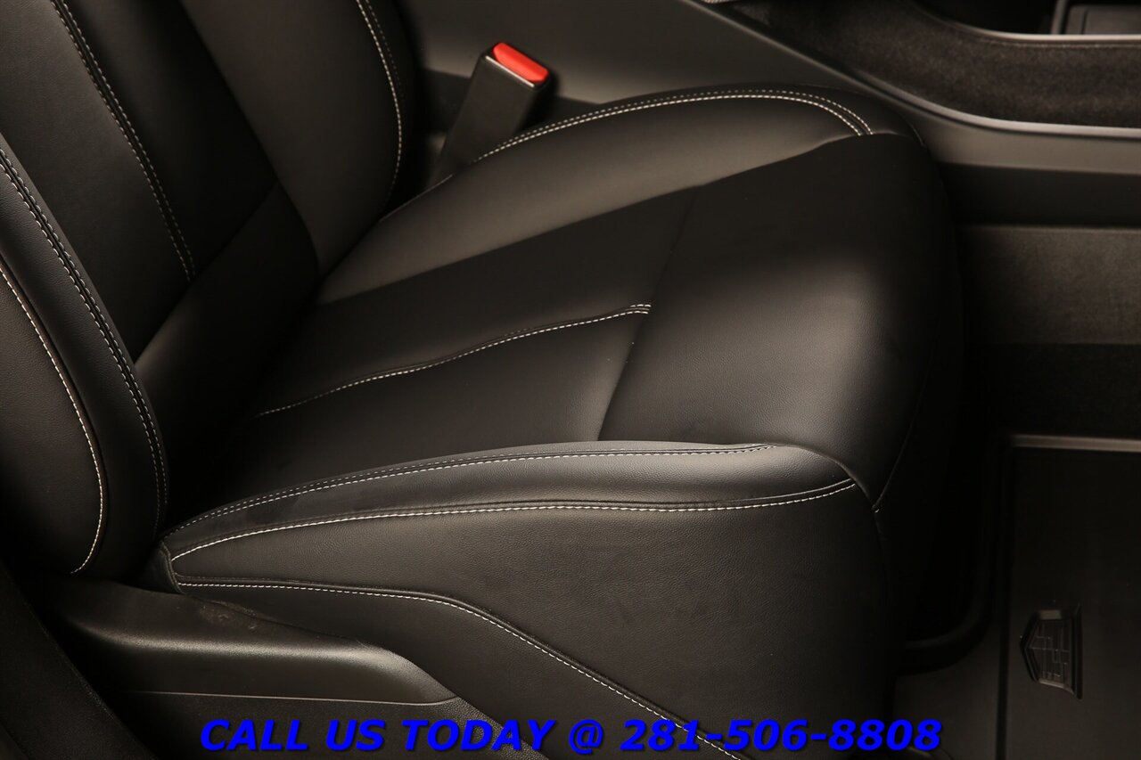 2025 Cadillac OPTIQ 2025 Sport AWD NAV PANO SUPER-CRUISE AKG 360 7K Mi   - Photo 22 - Houston, TX 77031