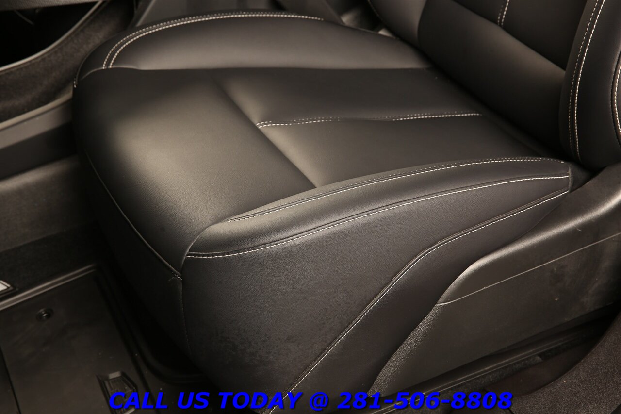 2025 Cadillac OPTIQ 2025 Sport AWD NAV PANO SUPER-CRUISE AKG 360 7K Mi   - Photo 14 - Houston, TX 77031