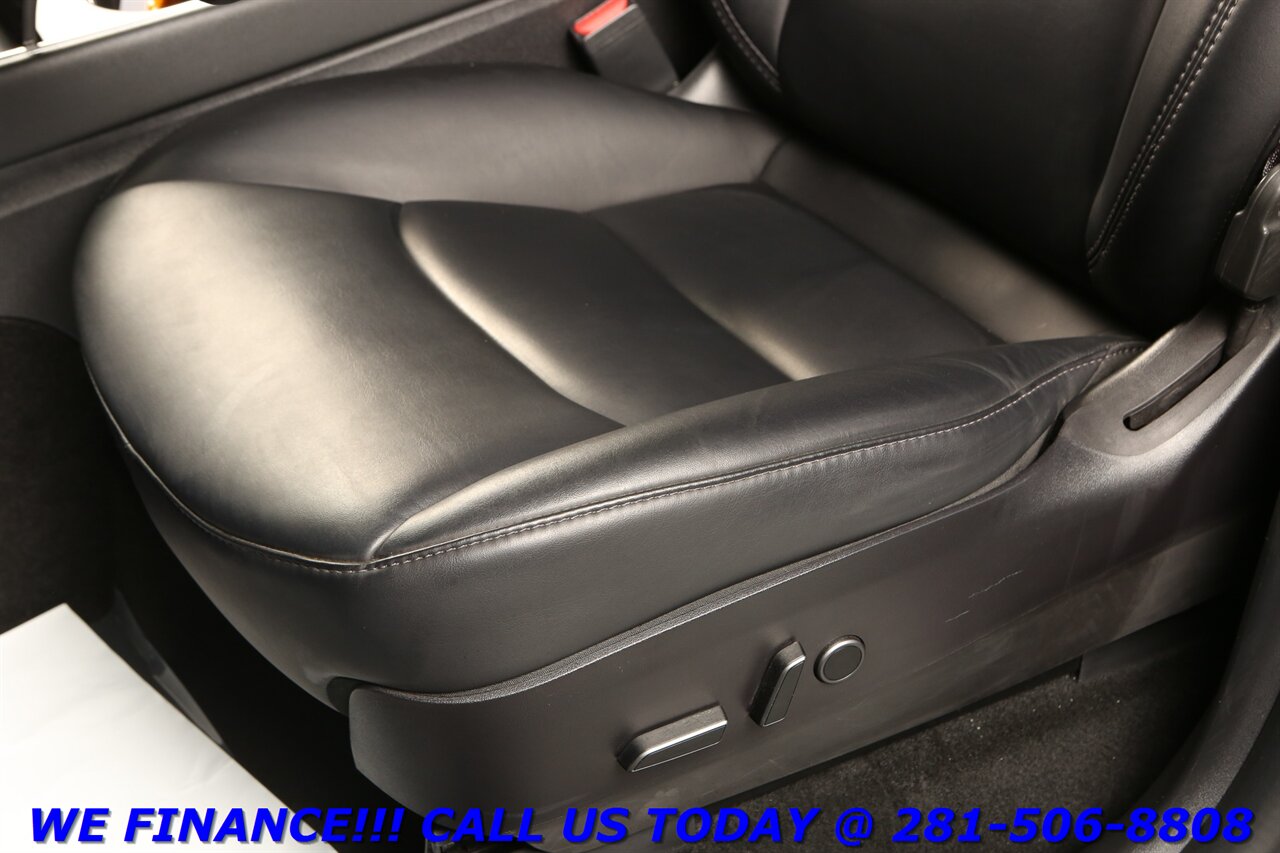 2024 Tesla Model Y 2024 Long Range AWD FSD4 AUTOPILOT NAV PANOROOF - Photo 13 - Houston, TX 77031