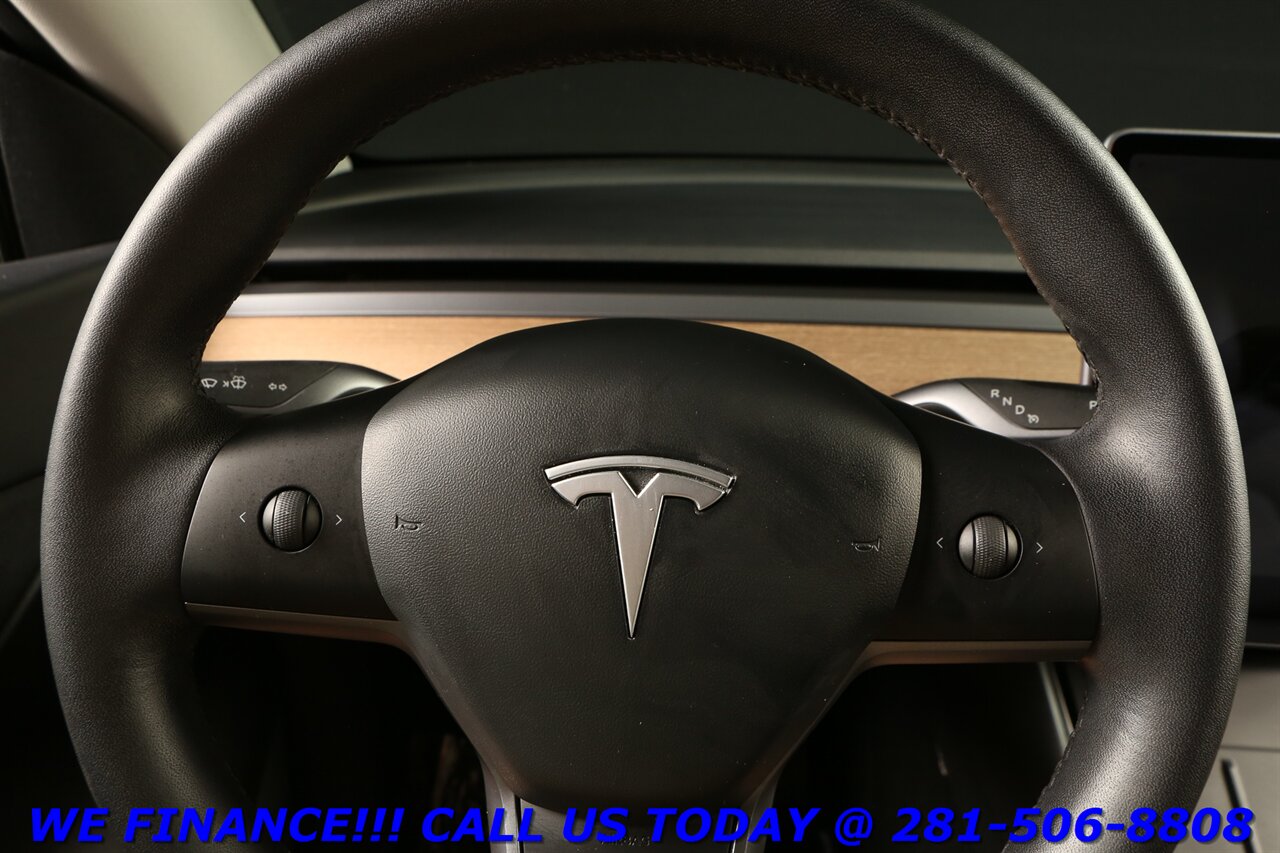 2024 Tesla Model Y 2024 Long Range AWD FSD4 AUTOPILOT NAV PANOROOF - Photo 14 - Houston, TX 77031