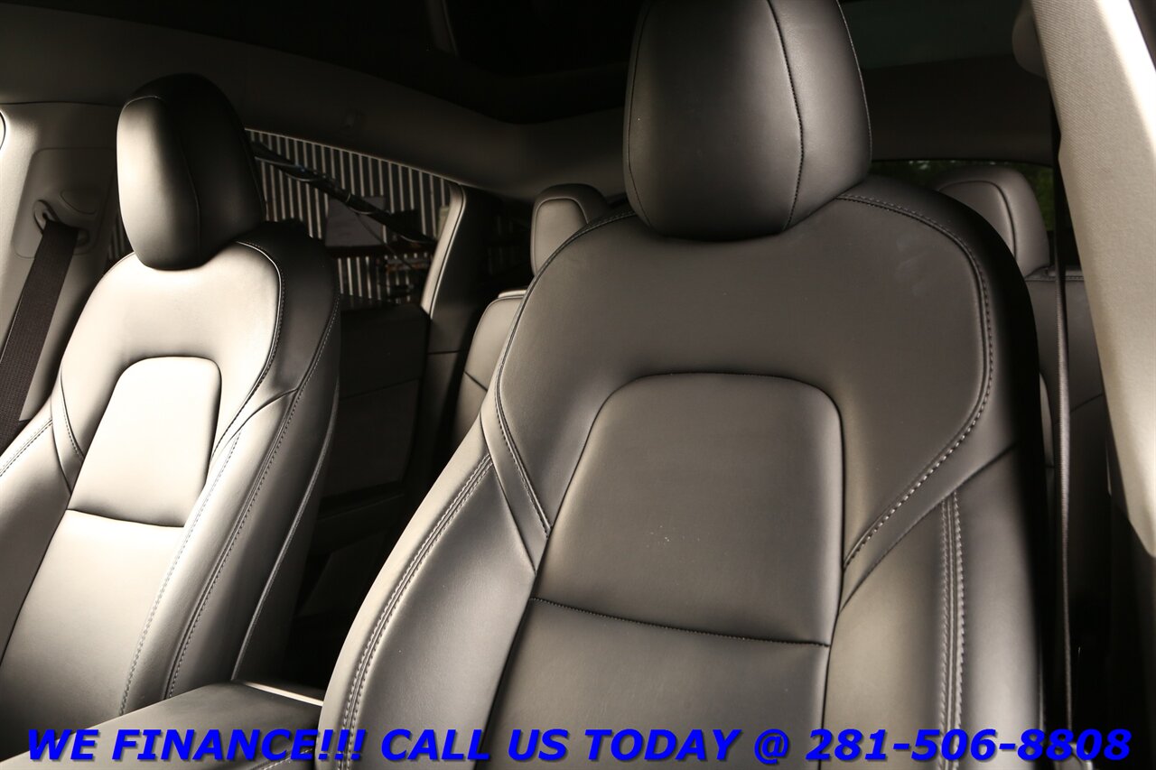 2024 Tesla Model Y 2024 Long Range AWD FSD4 AUTOPILOT NAV PANOROOF - Photo 12 - Houston, TX 77031