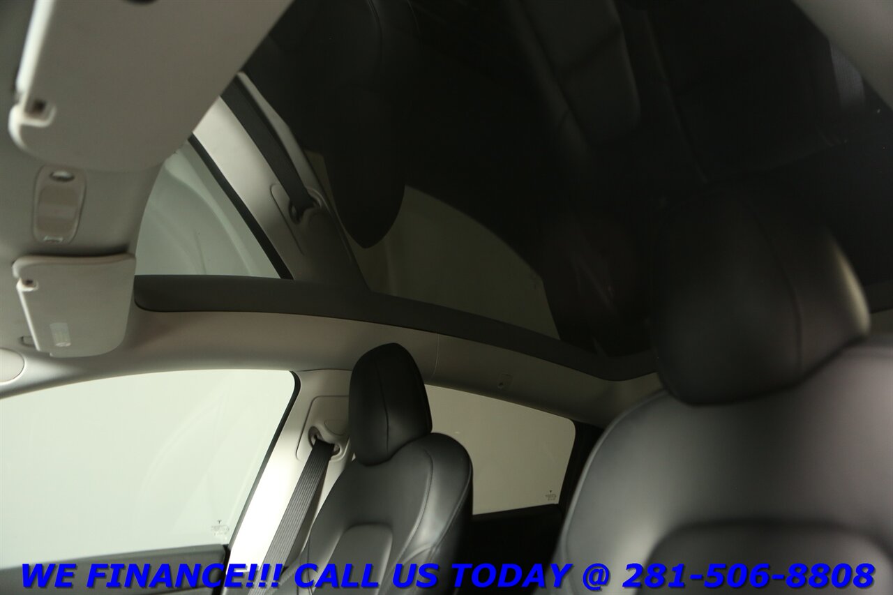 2024 Tesla Model Y 2024 Long Range AWD FSD4 AUTOPILOT NAV PANOROOF - Photo 11 - Houston, TX 77031