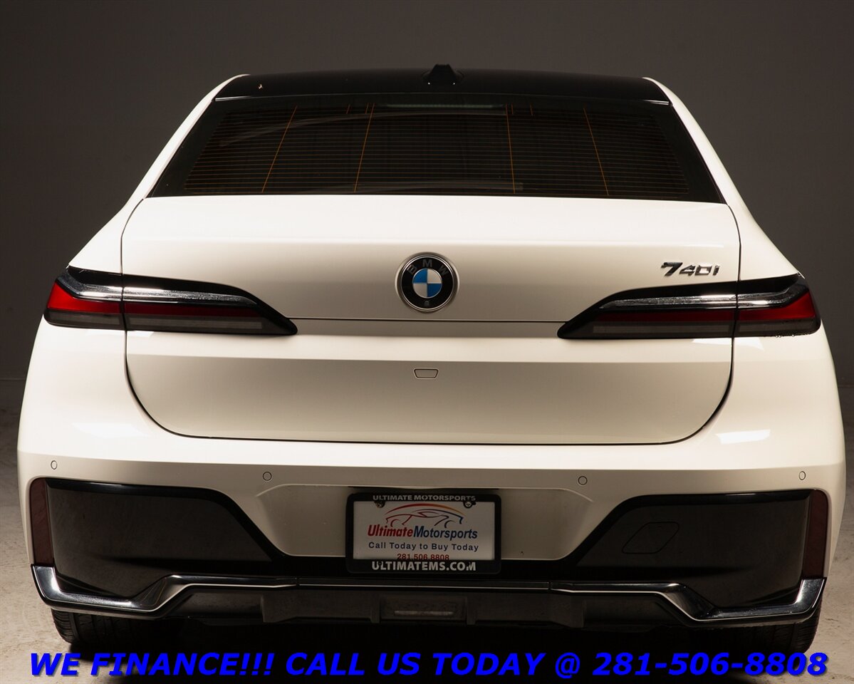 2023 BMW 2023 740i M-Sport HUD WILKINS SKY LOUNGE PANO BLIS   - Photo 5 - Houston, TX 77031