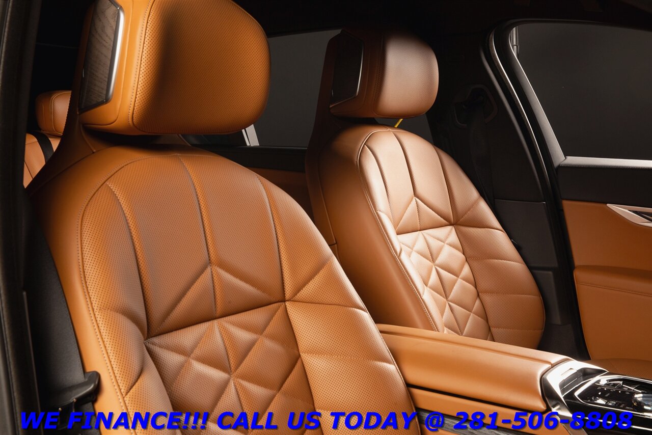 2023 BMW 2023 740i M-Sport HUD WILKINS SKY LOUNGE PANO BLIS   - Photo 22 - Houston, TX 77031