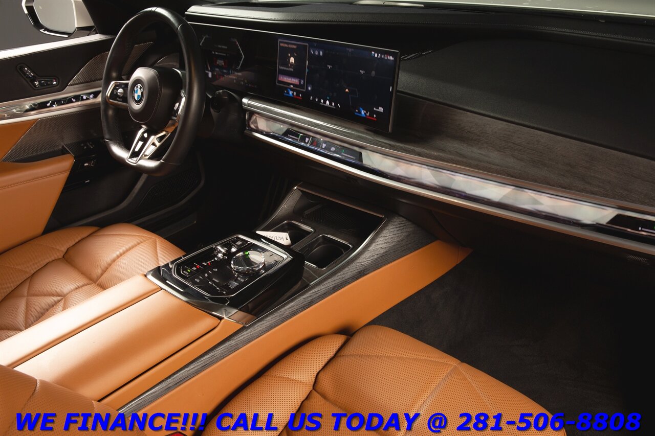 2023 BMW 2023 740i M-Sport HUD WILKINS SKY LOUNGE PANO BLIS   - Photo 21 - Houston, TX 77031