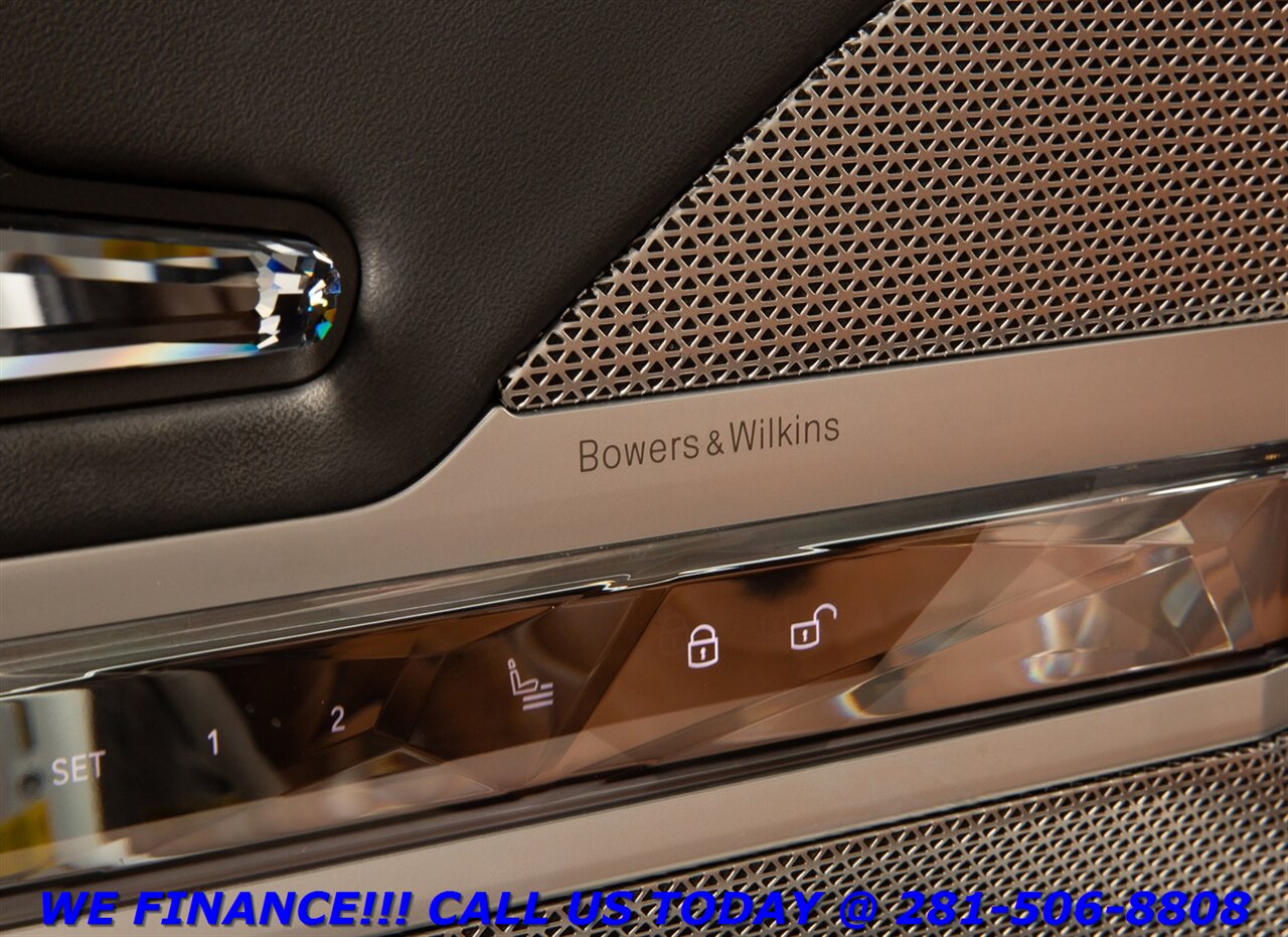 2023 BMW 2023 740i M-Sport HUD WILKINS SKY LOUNGE PANO BLIS   - Photo 10 - Houston, TX 77031