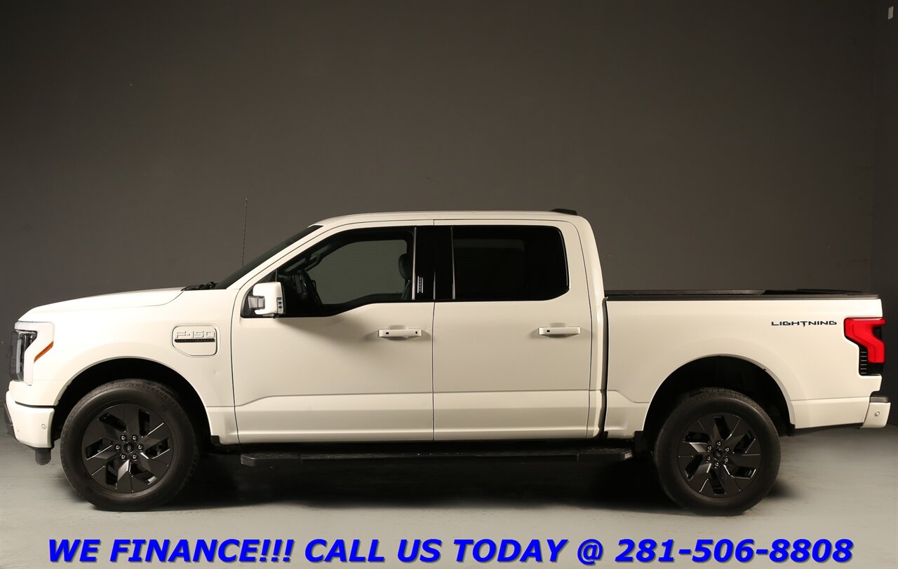 2022 Ford F-150 2022 Lightning Lariat 4x4 B&O CO-PILOT360 E PEARL   - Photo 4 - Houston, TX 77031