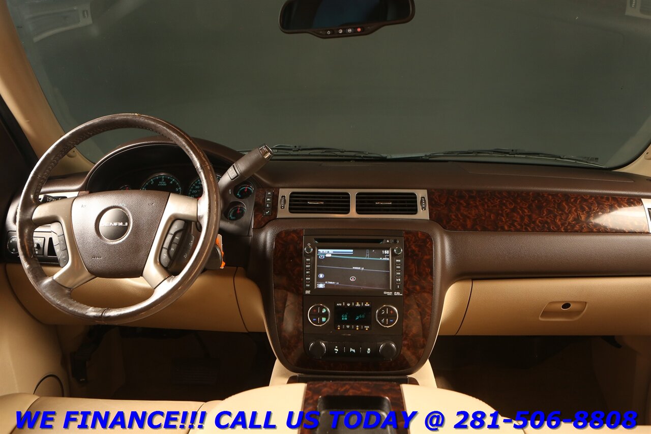 2013 GMC Yukon 2013 Denali NAV DVD SUN BLIND 3RD ROW BOSE 63K MLS   - Photo 3 - Houston, TX 77031