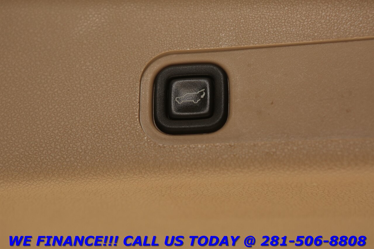 2013 GMC Yukon 2013 Denali NAV DVD SUN BLIND 3RD ROW BOSE 63K MLS   - Photo 30 - Houston, TX 77031