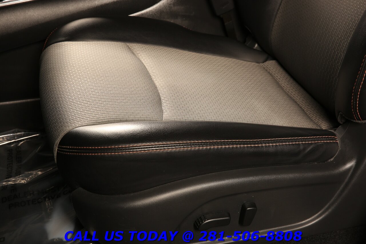 2020 Nissan Pathfinder SV ROCK CREEK EDITION 7-PASS CAMERA 18 " ALLOYS TOW   - Photo 13 - Houston, TX 77031
