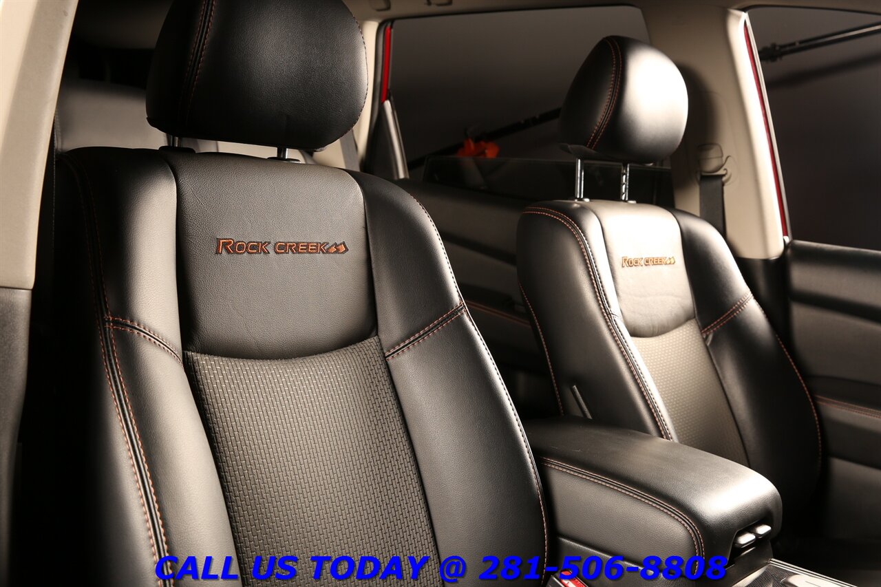 2020 Nissan Pathfinder SV ROCK CREEK EDITION 7-PASS CAMERA 18 " ALLOYS TOW   - Photo 20 - Houston, TX 77031