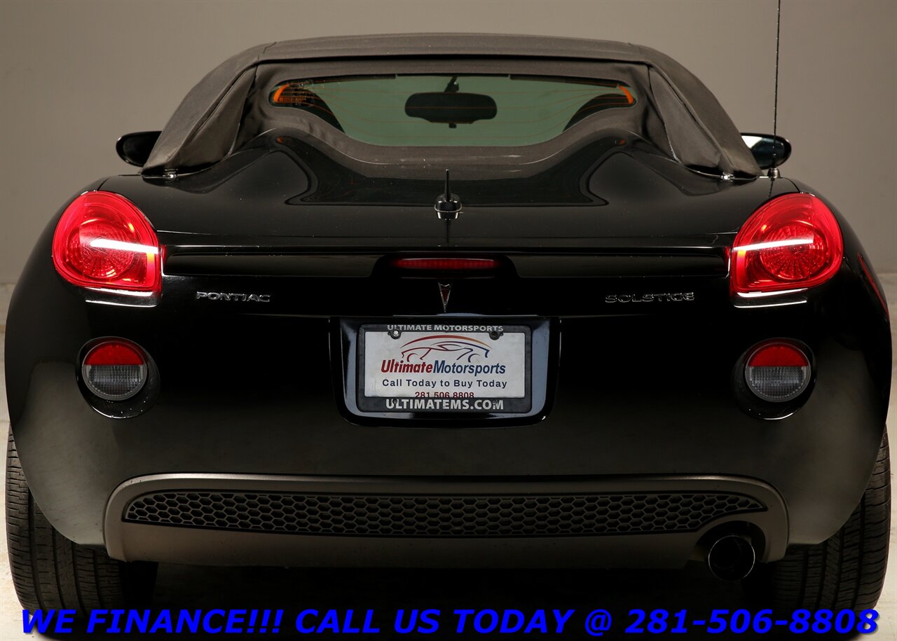 2007 Pontiac Solstice 2007 AUTO CRUISE SOFT-TOP PWR WINDOW 20K MLS   - Photo 6 - Houston, TX 77031