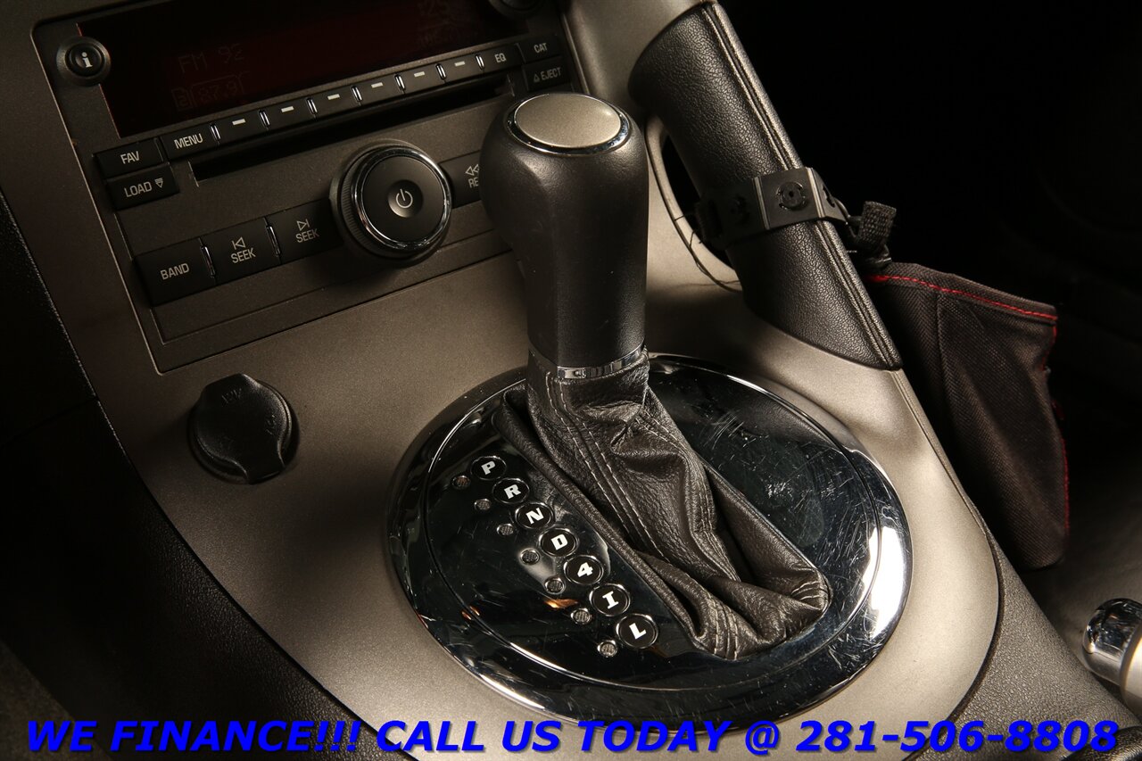 2007 Pontiac Solstice 2007 AUTO CRUISE SOFT-TOP PWR WINDOW 20K MLS   - Photo 17 - Houston, TX 77031