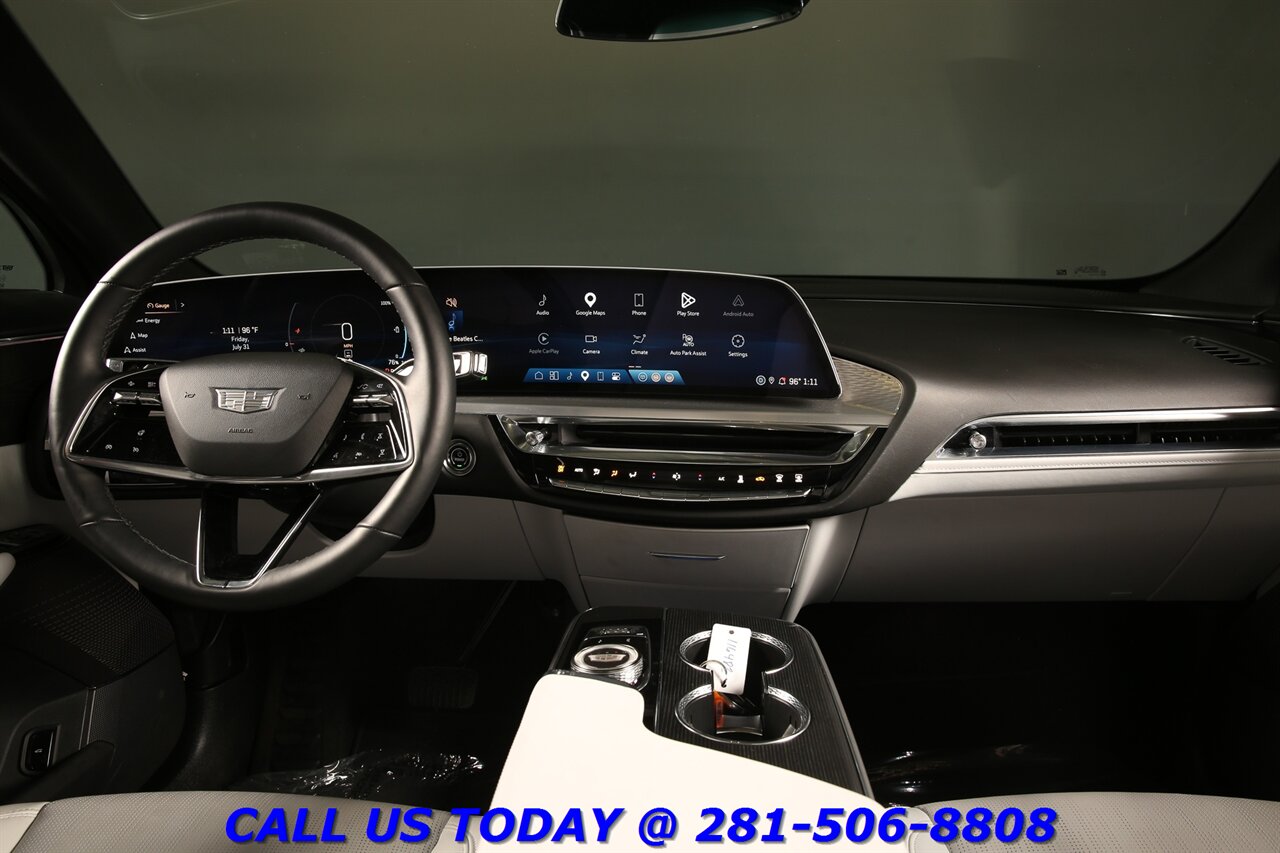 2024 Cadillac LYRIQ 2024 Sport NAV CARPLAY PANO SELFADAPTCRUISE 11K Mi - Photo 3 - Houston, TX 77031