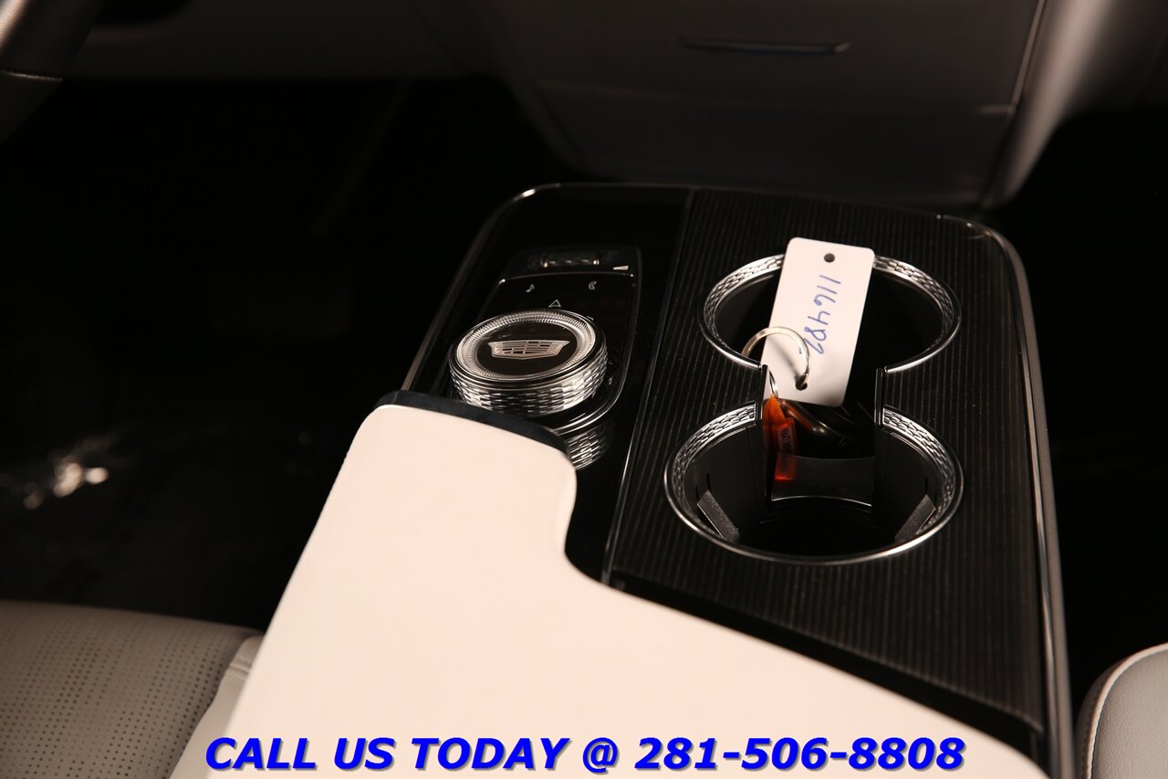 2024 Cadillac LYRIQ 2024 Sport NAV CARPLAY PANO SELFADAPTCRUISE 11K Mi - Photo 30 - Houston, TX 77031