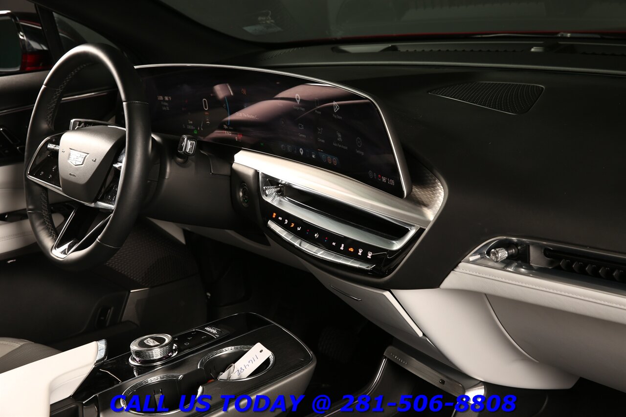 2024 Cadillac LYRIQ 2024 Sport NAV CARPLAY PANO SELFADAPTCRUISE 11K Mi - Photo 19 - Houston, TX 77031