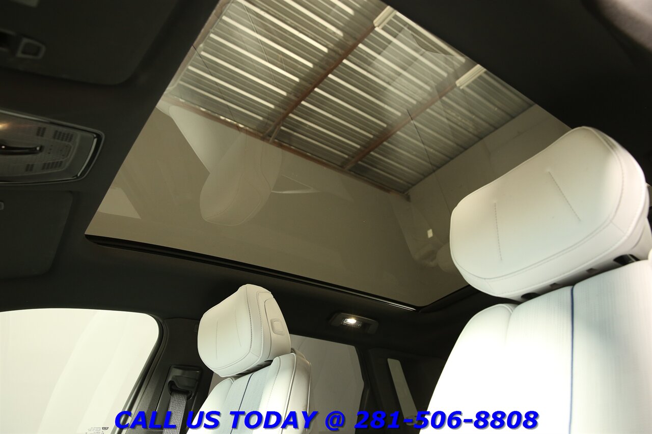 2024 Cadillac LYRIQ 2024 Sport NAV CARPLAY PANO SELFADAPTCRUISE 11K Mi - Photo 11 - Houston, TX 77031