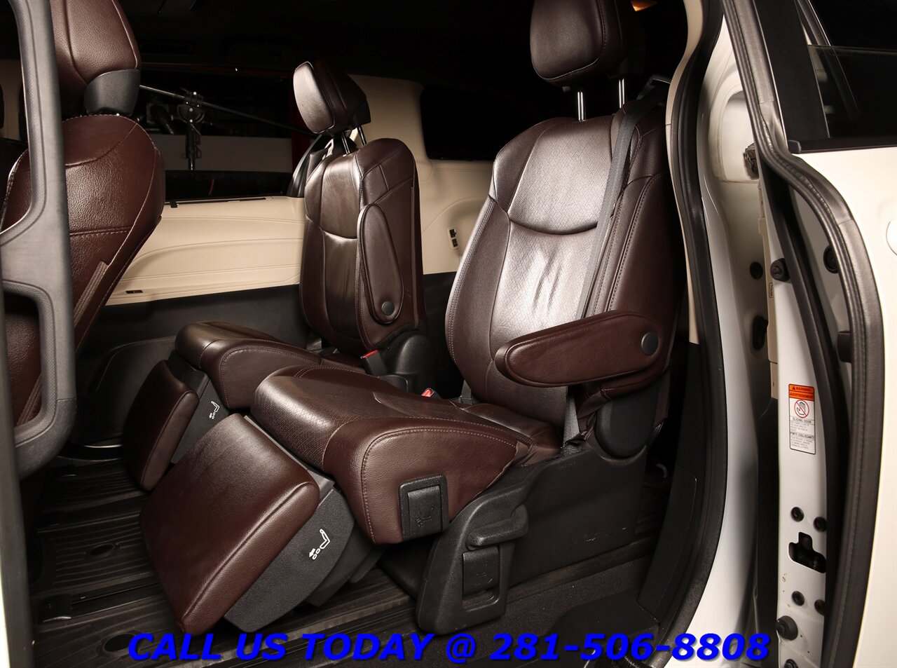 2023 Toyota Sienna 2023 Platinum AWD NAV HUD DVD SUN 7PASS ADAPTCRUIS - Photo 22 - Houston, TX 77031