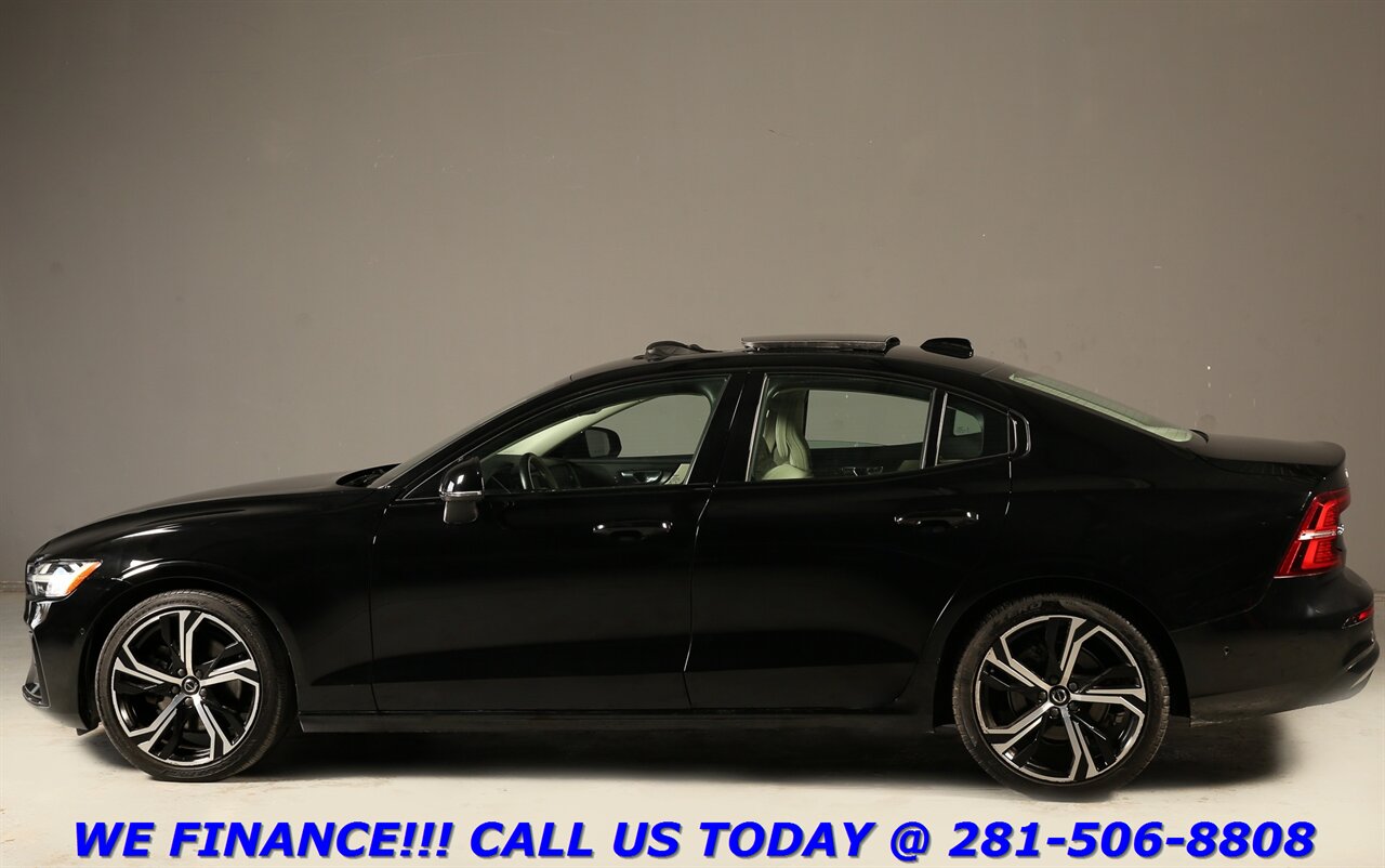 2023 Volvo S60 2023 B5 Plus Dark Theme NAV SUN BLIND 24K MLS   - Photo 4 - Houston, TX 77031