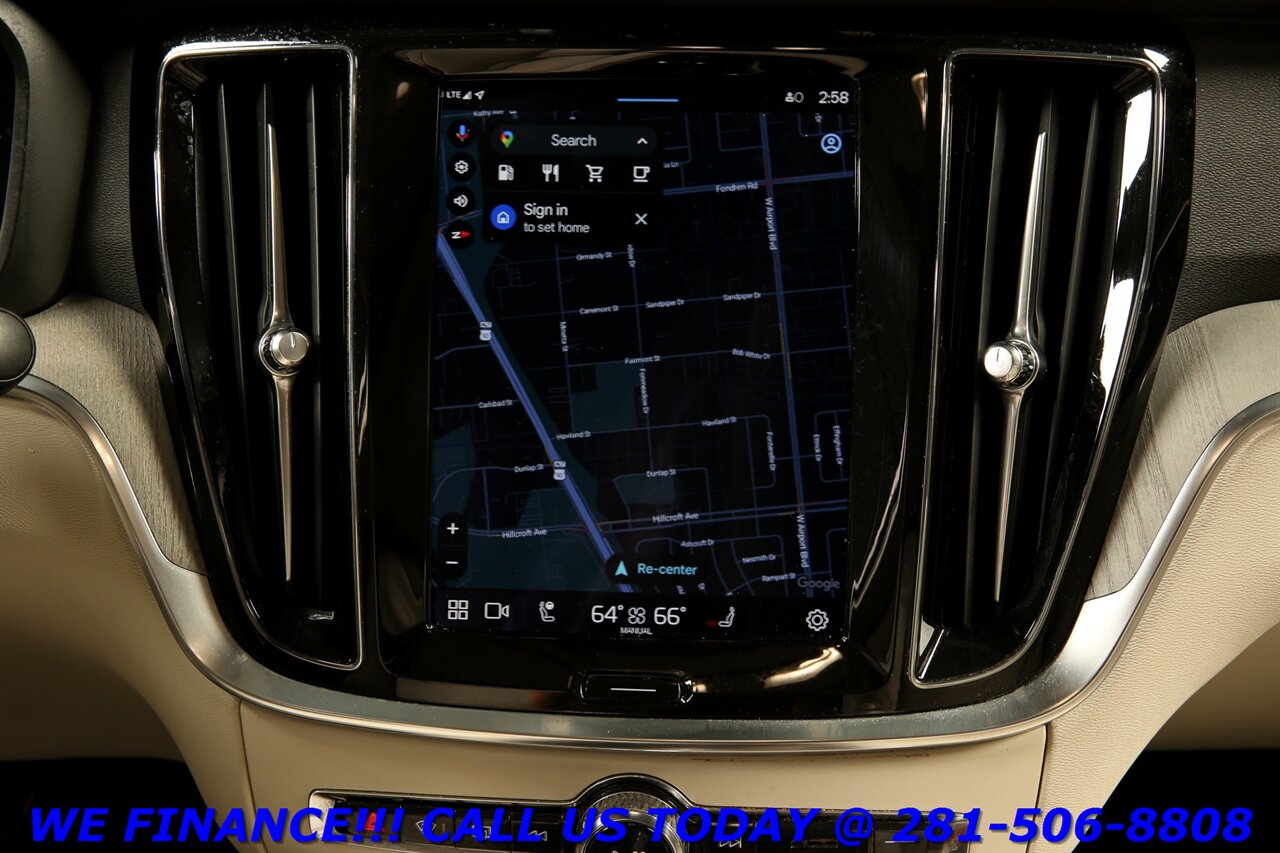 2023 Volvo S60 2023 B5 Plus Dark Theme NAV SUN BLIND 24K MLS   - Photo 17 - Houston, TX 77031