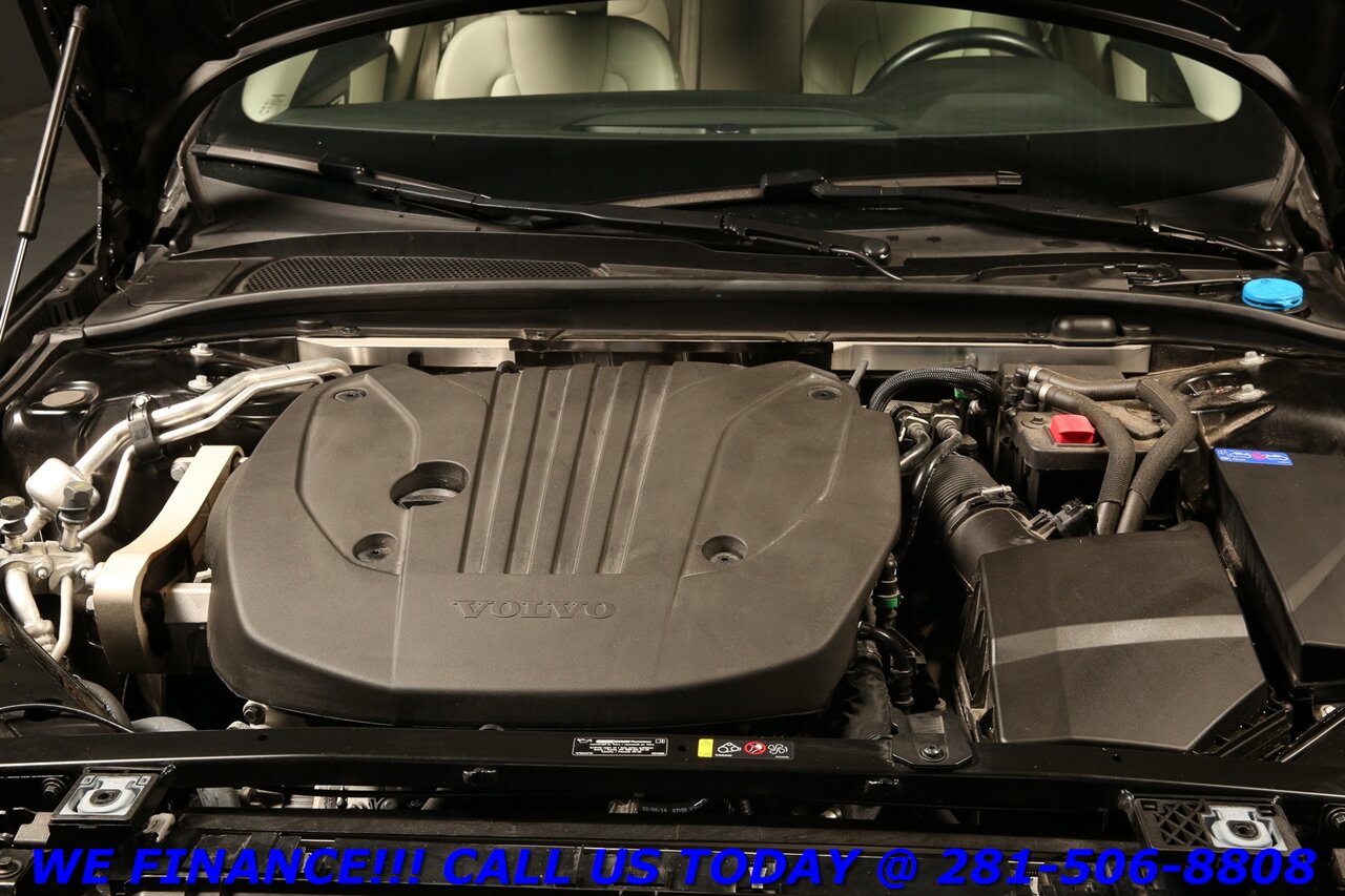 2023 Volvo S60 2023 B5 Plus Dark Theme NAV SUN BLIND 24K MLS   - Photo 25 - Houston, TX 77031