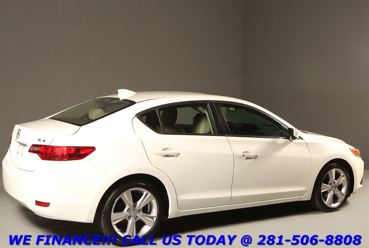 2015 Acura ILX 2015 2.0L Tech NAV SUN HEATSEAT CAMERA KEYLESS   - Photo 6 - Houston, TX 77031