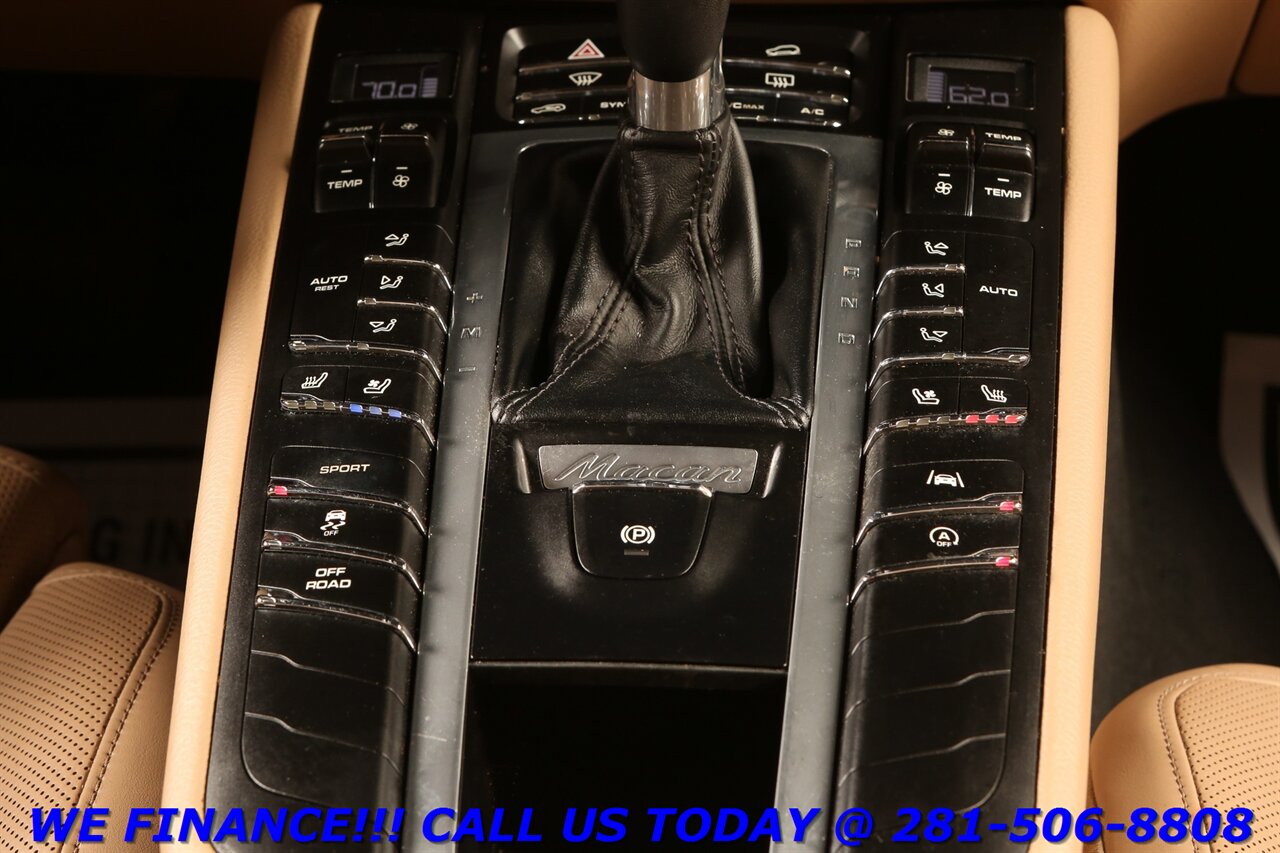 2020 Porsche Macan 2020 AWD NAV PANO SPORT CAMERA BOSE 53K MLS - Photo 17 - Houston, TX 77031