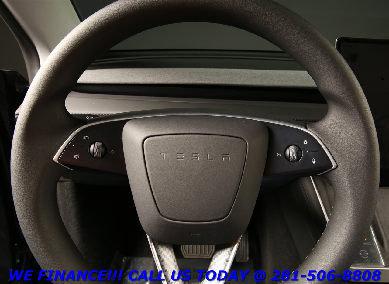2026 Tesla Model Y 2026 Long Range AWD FSD NAV PANO 526 MILES!!! - Photo 14 - Houston, TX 77031