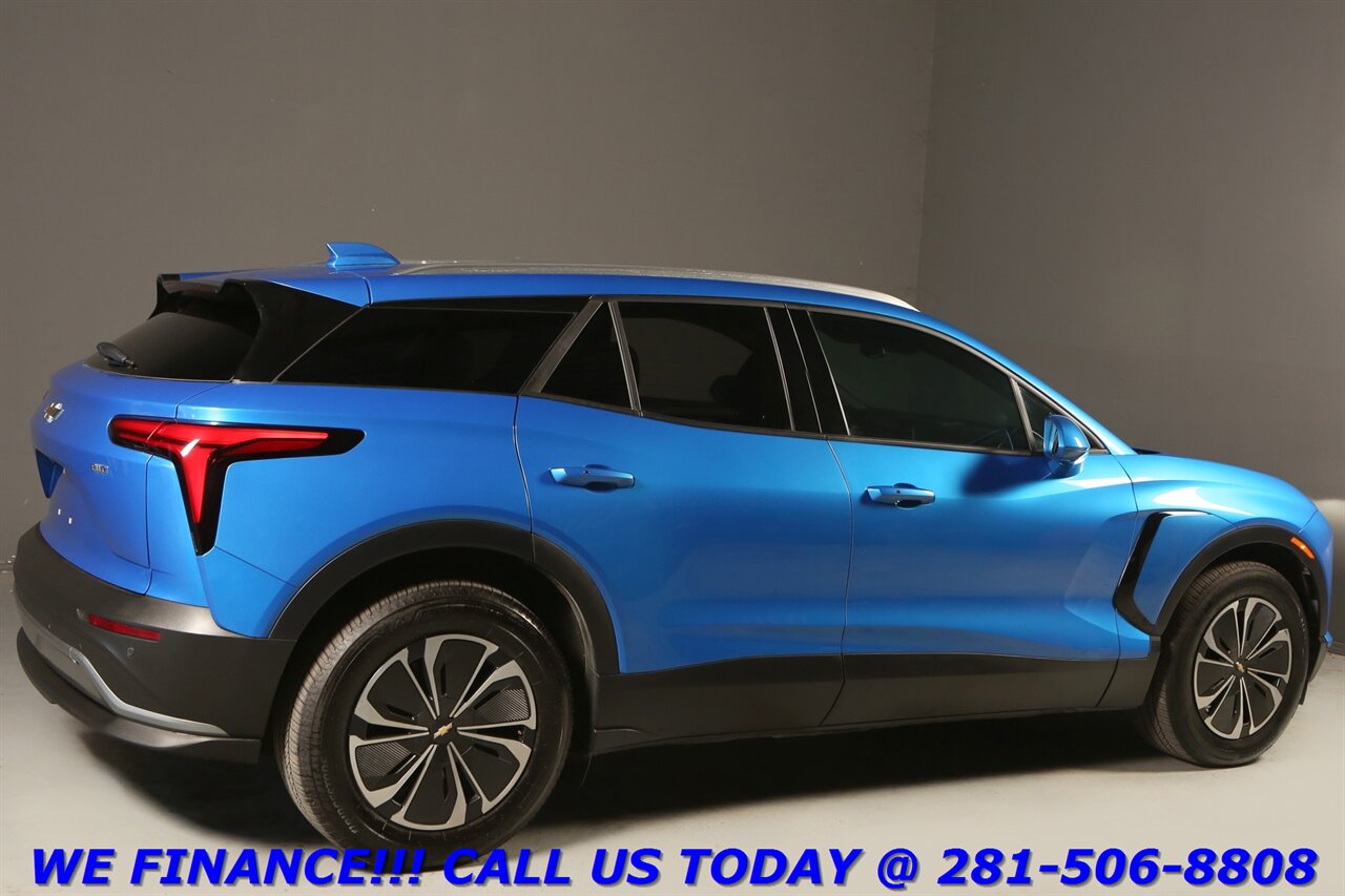 2025 Chevrolet Blazer 2025 LT AWD NAV PANO ADAPT BLIND CAMERA 13K MILES!   - Photo 5 - Houston, TX 77031