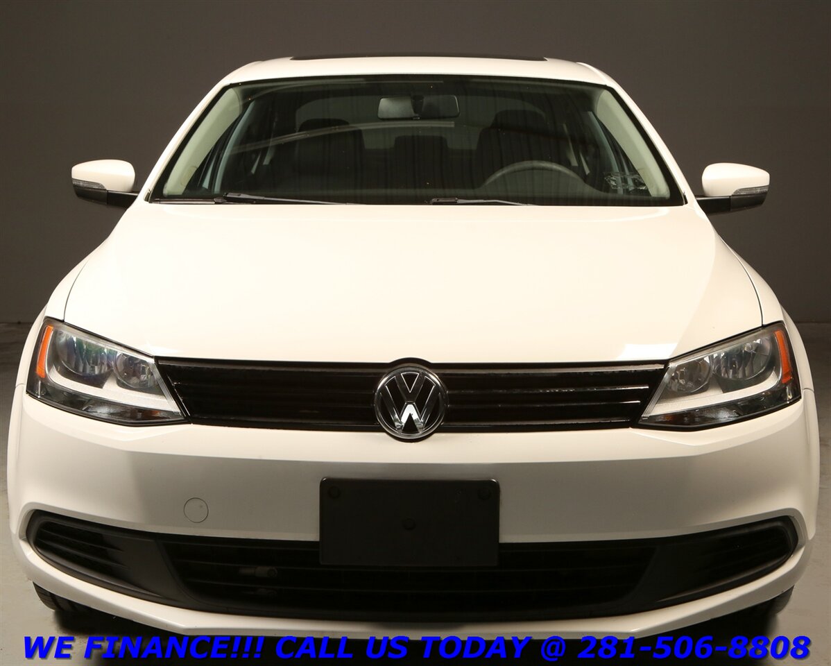 2011 Volkswagen Jetta 2011 TDI DIESEL SUNROOF LEATHER HEATSEAT 66K MLS - Photo 8 - Houston, TX 77031