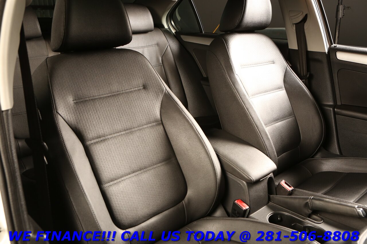 2011 Volkswagen Jetta 2011 TDI DIESEL SUNROOF LEATHER HEATSEAT 66K MLS - Photo 20 - Houston, TX 77031