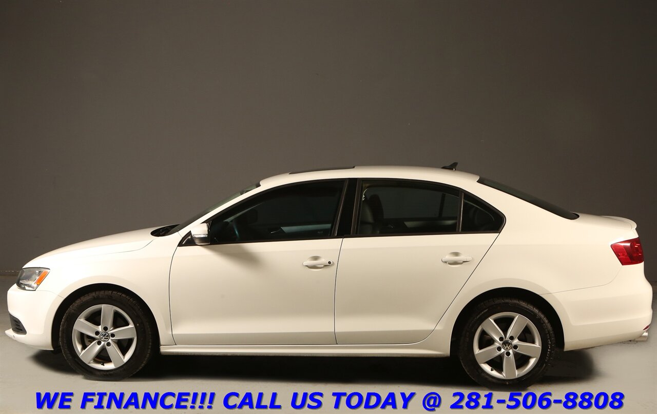 2011 Volkswagen Jetta 2011 TDI DIESEL SUNROOF LEATHER HEATSEAT 66K MLS - Photo 25 - Houston, TX 77031