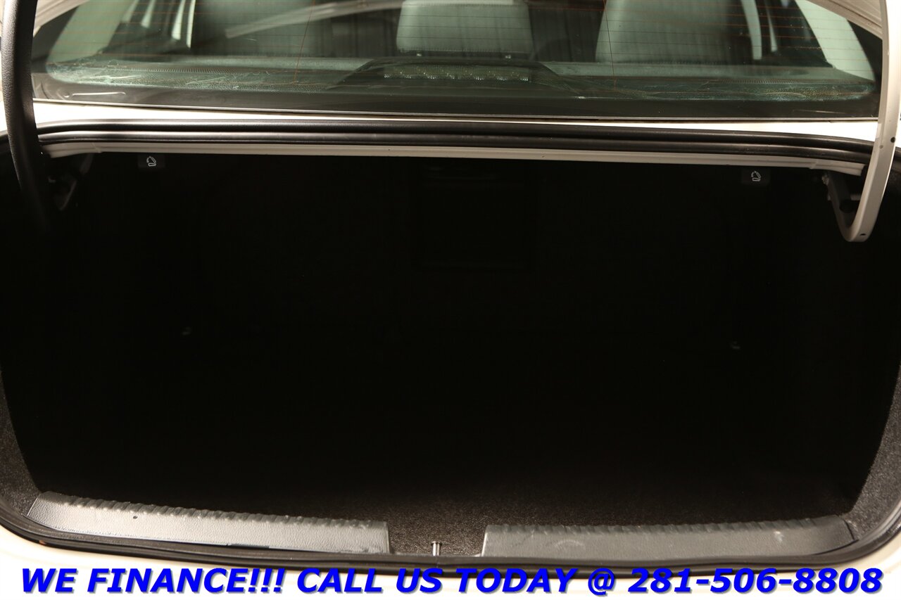 2011 Volkswagen Jetta 2011 TDI DIESEL SUNROOF LEATHER HEATSEAT 66K MLS - Photo 23 - Houston, TX 77031