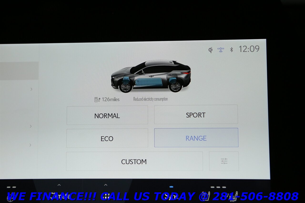 2023 Lexus RZ 450e 2023 Luxury AWD CARPLAY PANO HUD BLIND 13K MLS!!!   - Photo 27 - Houston, TX 77031