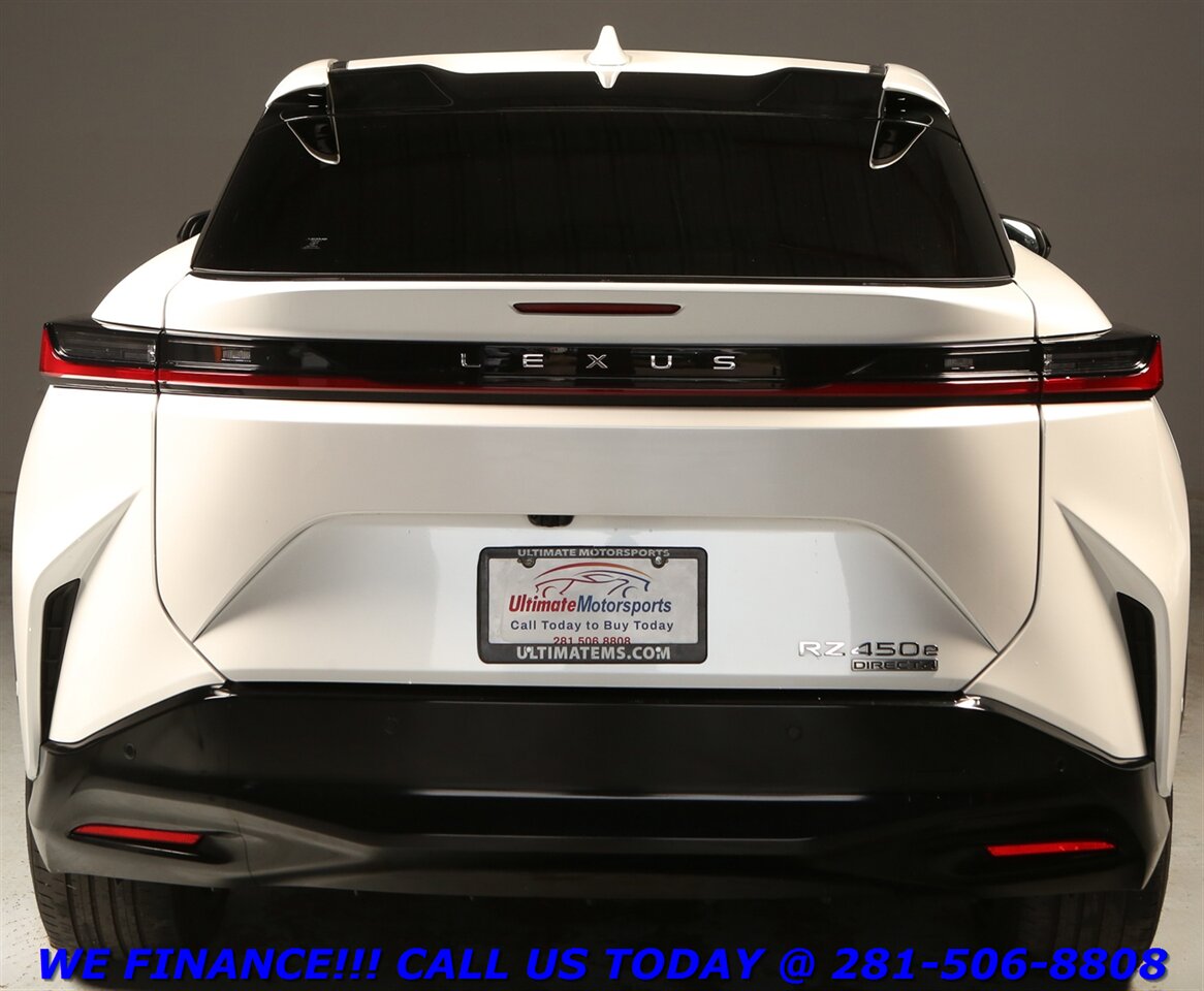 2023 Lexus RZ 450e 2023 Luxury AWD CARPLAY PANO HUD BLIND 13K MLS!!!   - Photo 5 - Houston, TX 77031