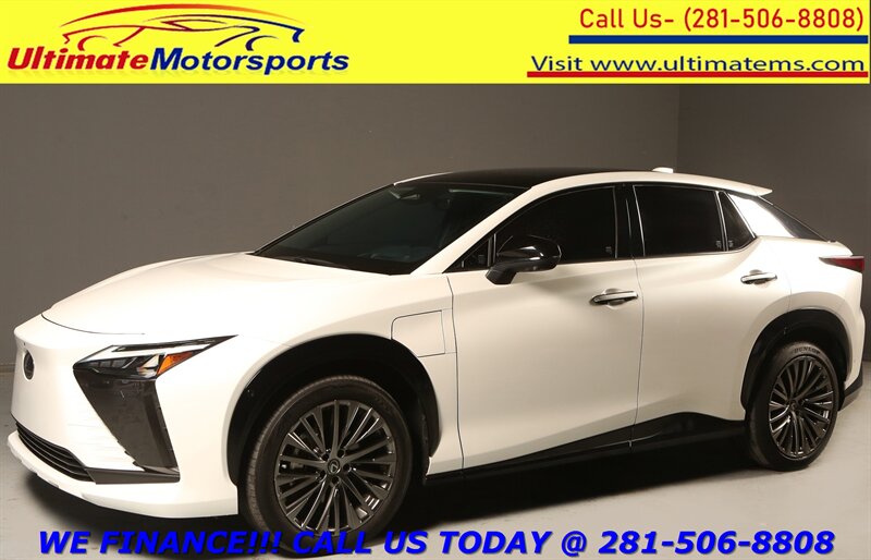 2023 Lexus RZ 450e 2023 Luxury AWD CARPLAY PANO HUD BLIND 13K MLS!!!  