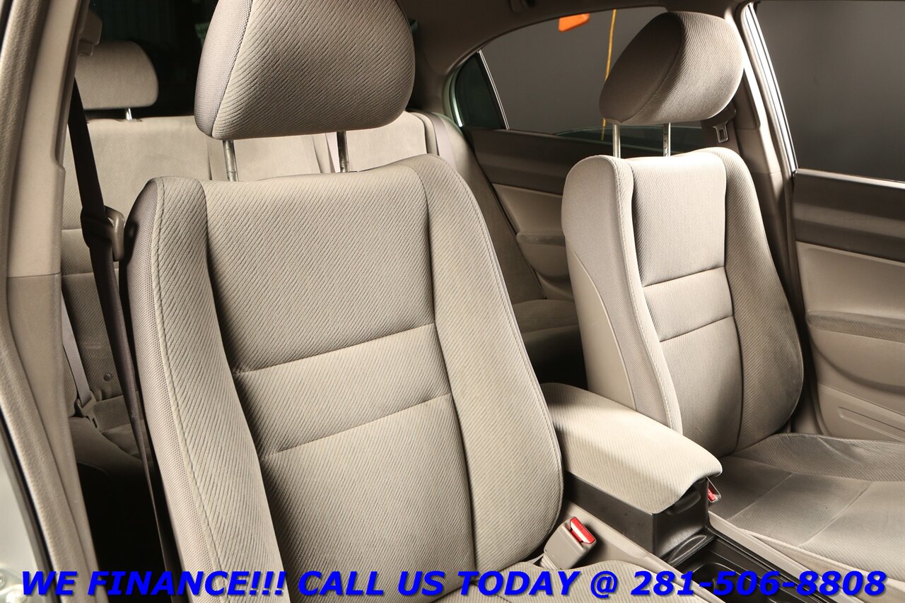 2009 Honda Civic 2009 LX MANUAL 5-SPEED CRUISE 16 "ALLOYS   - Photo 20 - Houston, TX 77031