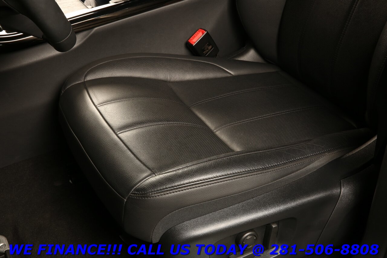 2024 Land Rover Range Rover Evoque 2024 P250 Dynamic SE AWD NAV PANO ADAPT 6K MILES!!   - Photo 14 - Houston, TX 77031