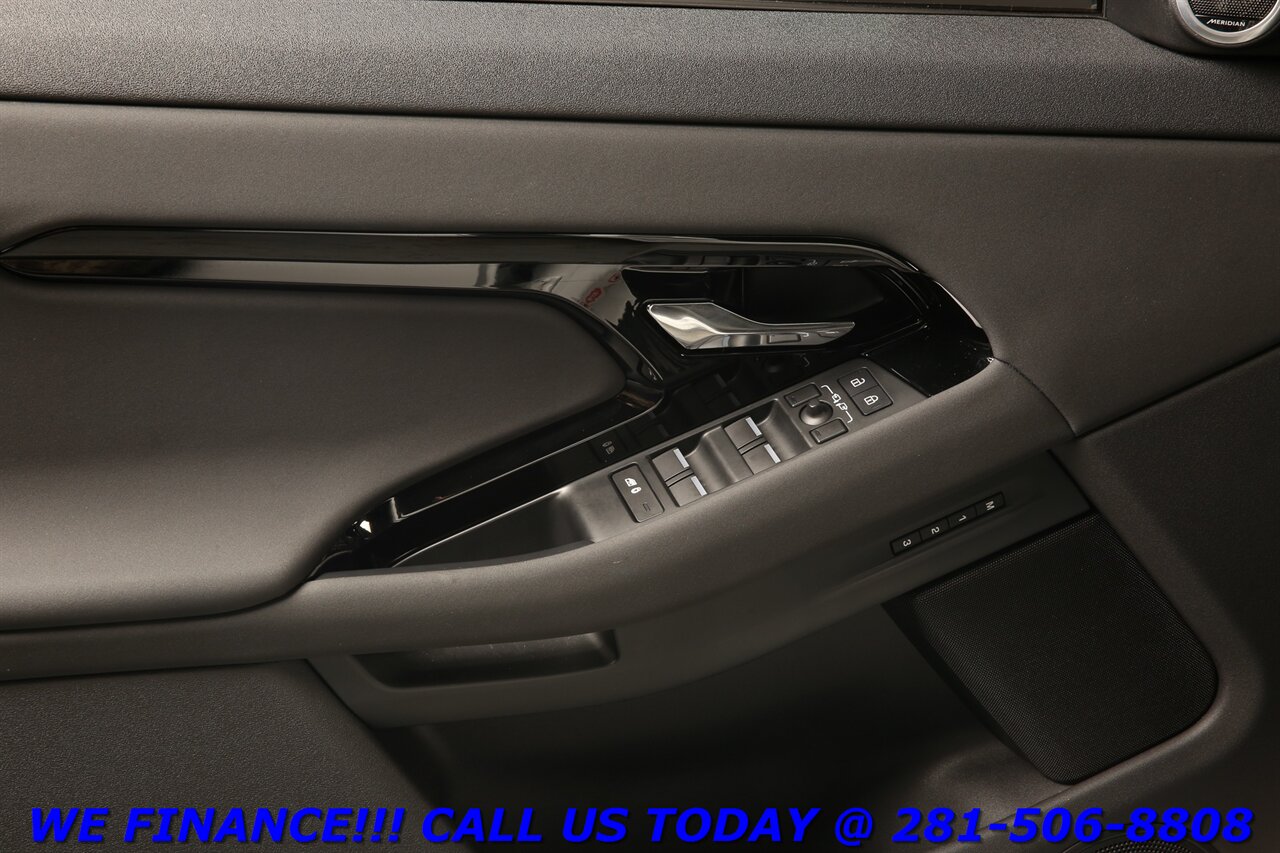 2024 Land Rover Range Rover Evoque 2024 P250 Dynamic SE AWD NAV PANO ADAPT 6K MILES!!   - Photo 9 - Houston, TX 77031