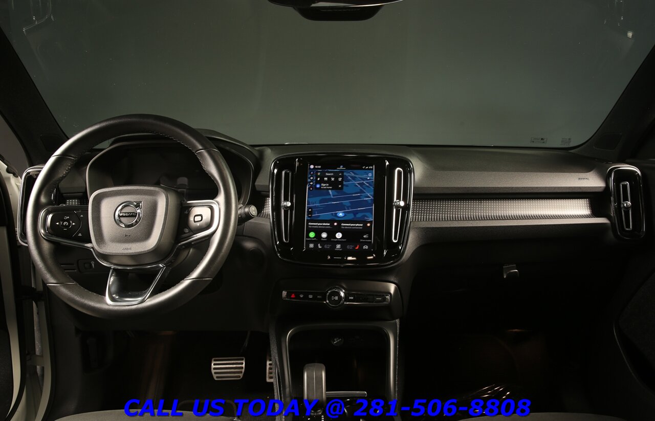 2022 Volvo XC40 Recharge 2022 Twin Plus AWD NAV PANO BLIND HEATSEAT 223 Mi - Photo 3 - Houston, TX 77031