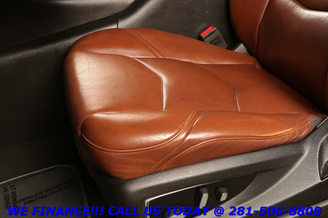 2019 Cadillac Escalade 2019 ESV Premium Luxury NAV HUD DVD SUN 3ROW 7PASS - Photo 12 - Houston, TX 77031