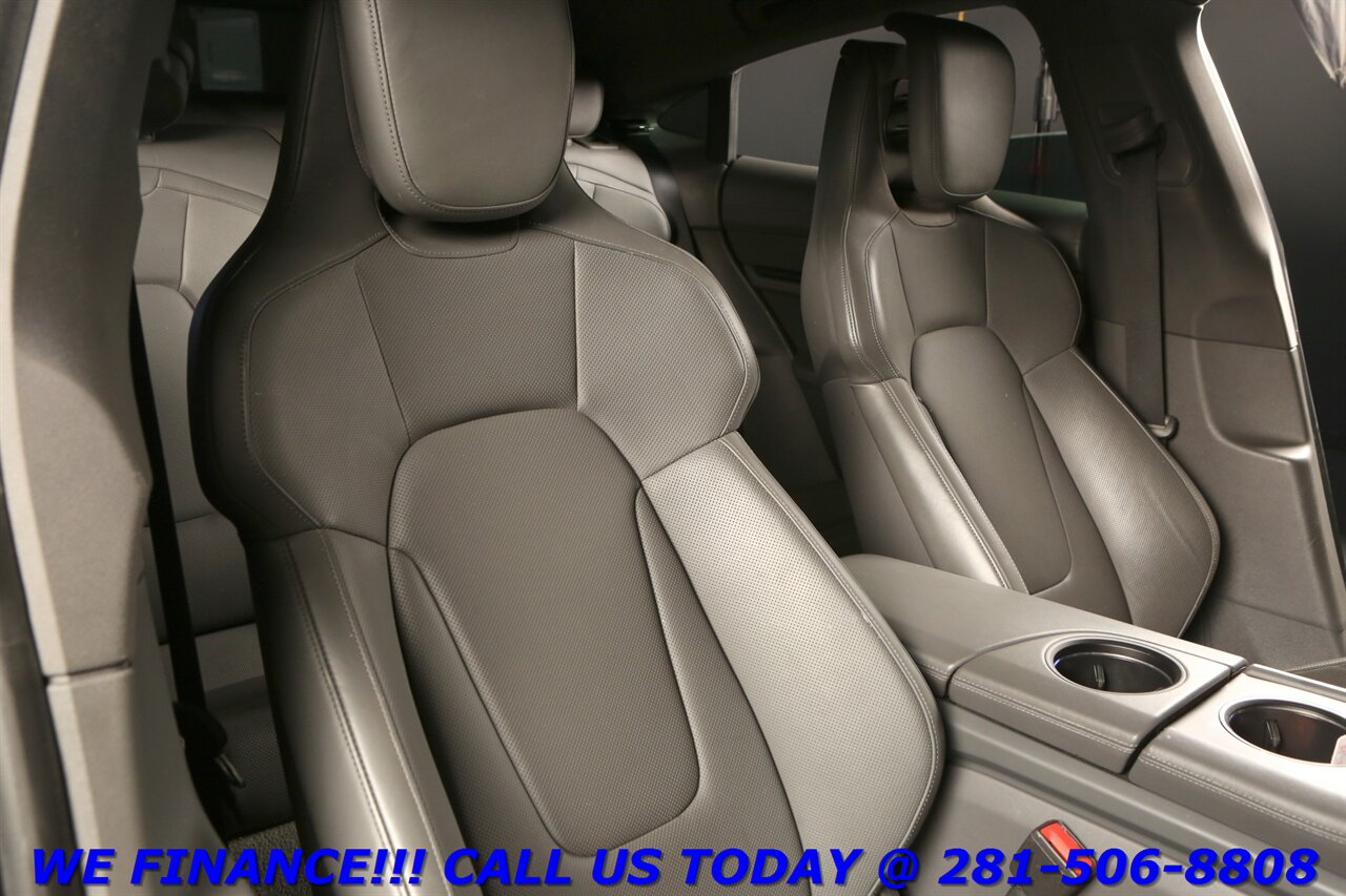 2021 Porsche Taycan 2021 PREM PKG PERFORMANCE+BATTERY 93KWH SPT CHRONO   - Photo 18 - Houston, TX 77031