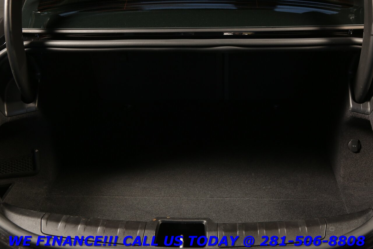 2021 Porsche Taycan 2021 PREM PKG PERFORMANCE+BATTERY 93KWH SPT CHRONO   - Photo 21 - Houston, TX 77031